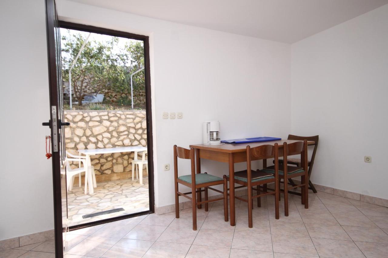 Zubovići Apartments By The Sea Kustici, Pag - 6335 מראה חיצוני תמונה