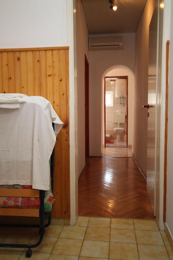 Zubovići Apartments By The Sea Kustici, Pag - 6335 מראה חיצוני תמונה