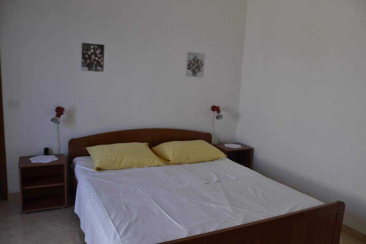 Zubovići Apartments By The Sea Kustici, Pag - 6335 מראה חיצוני תמונה