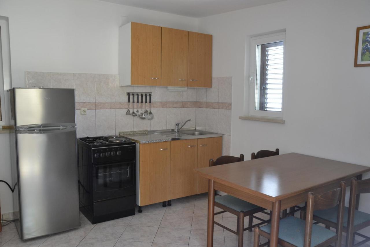 Zubovići Apartments By The Sea Kustici, Pag - 6335 מראה חיצוני תמונה
