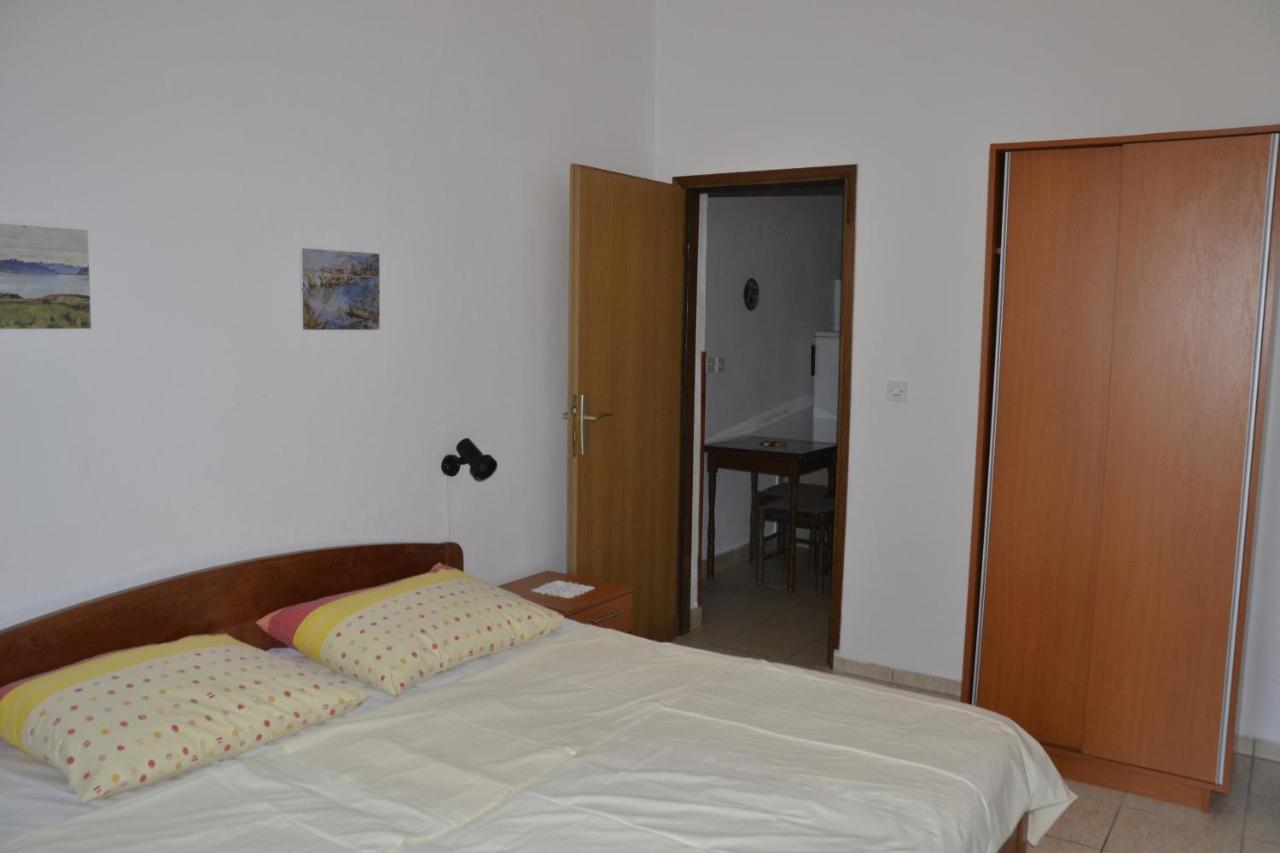 Zubovići Apartments By The Sea Kustici, Pag - 6335 מראה חיצוני תמונה